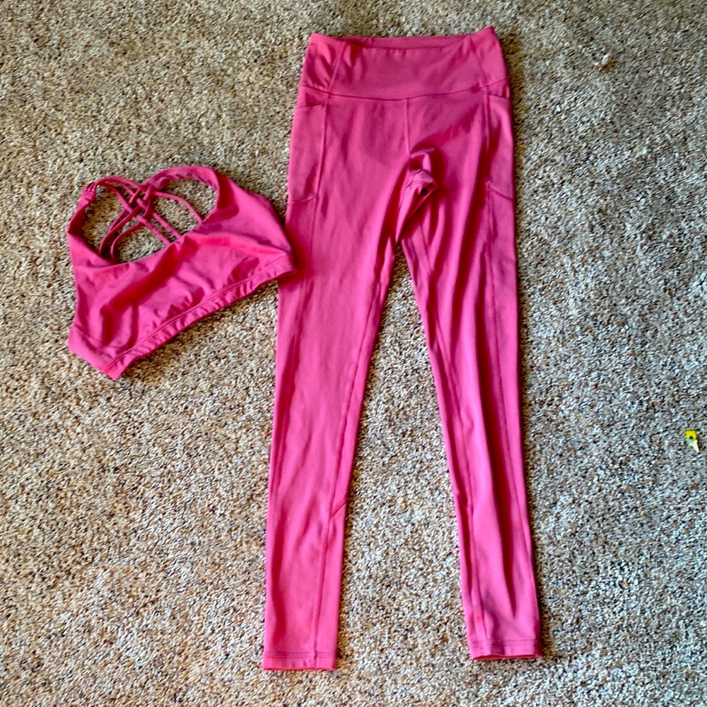 Victoria Secret matching yoga pants and bra